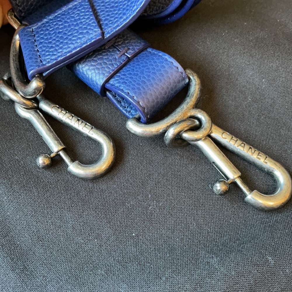 CHANEL 🔥✨Rare✨ Daily Carry Messenger Bag Quilted - Picture 15 of 17